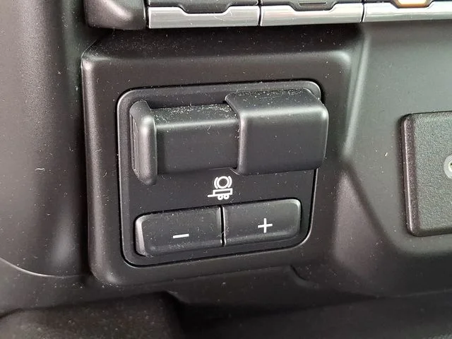 Used 2022 Blue Chevrolet LTZ image 25