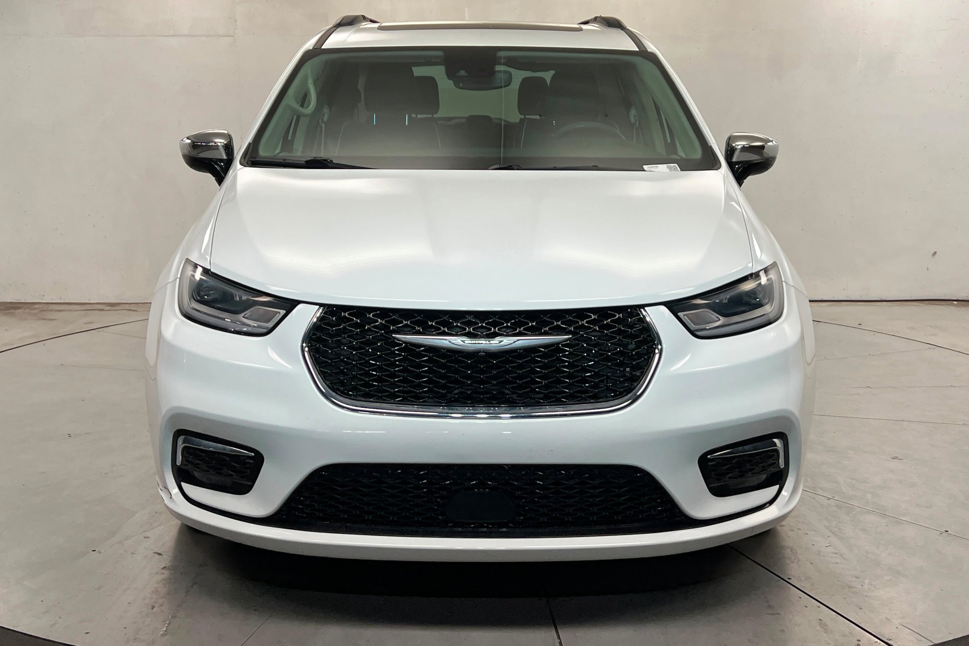 2023 Chrysler Pacifica Limited - Photo 9