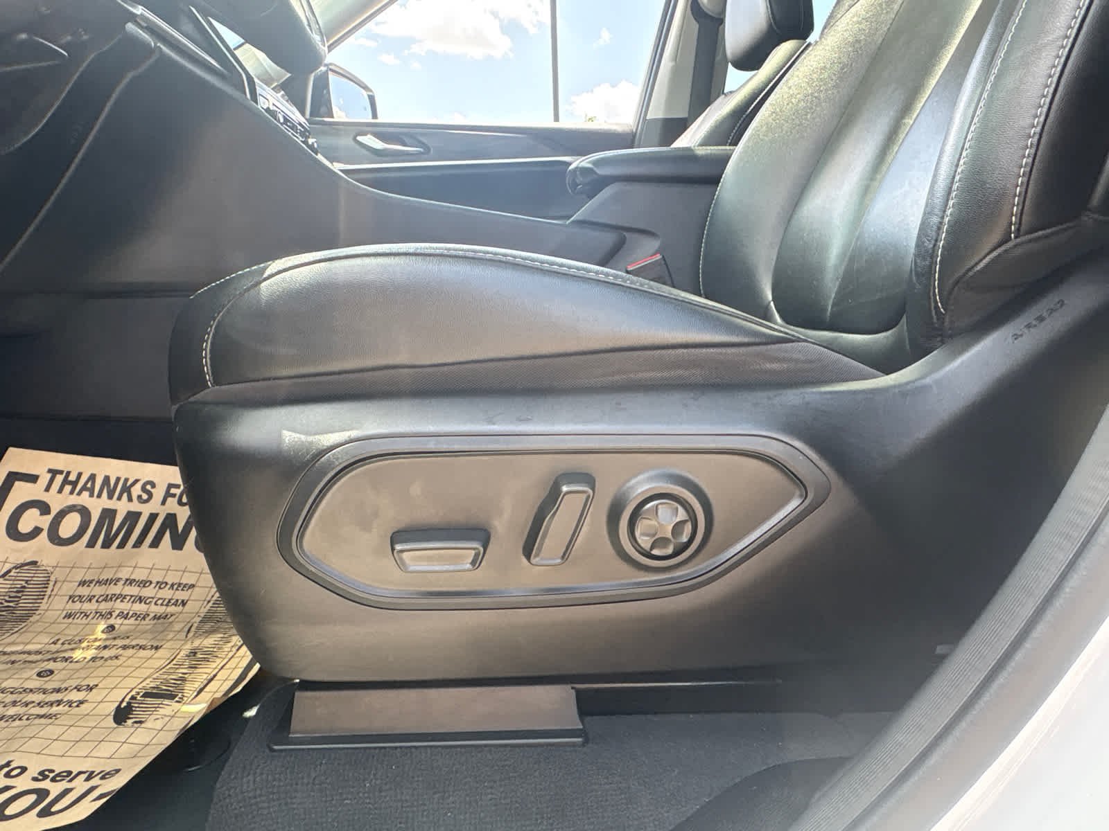 Used 2022 Bright White Clearcoat Jeep  image 20