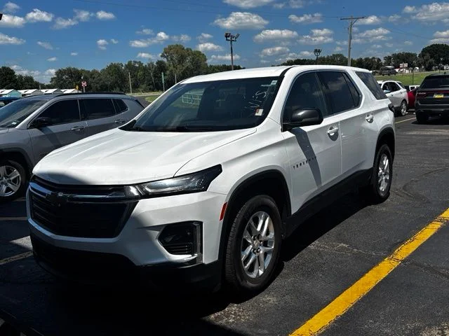 Used 2023 White Chevrolet LS image 3