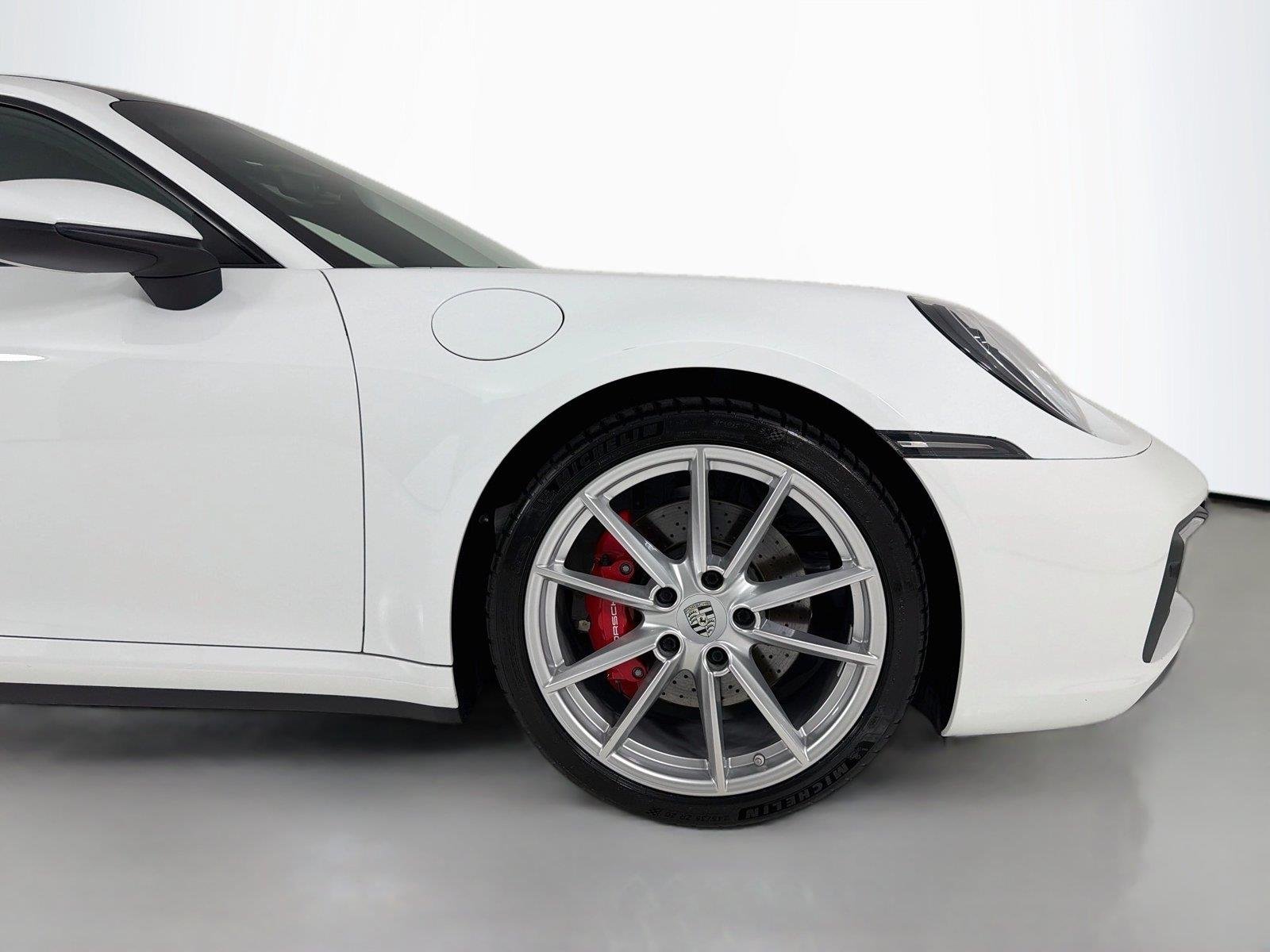 Used 2020 Carrara White Metallic Porsche Carrera 4S image 27