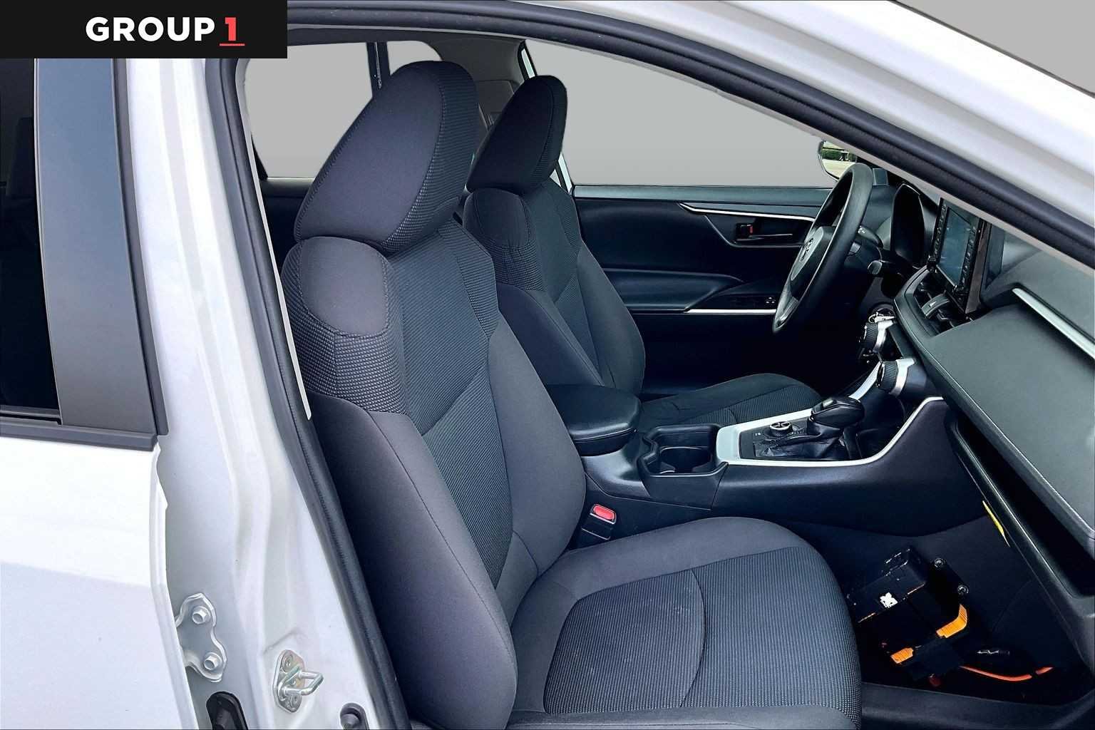 Used 2020 Super White Toyota Hybrid LE image 8