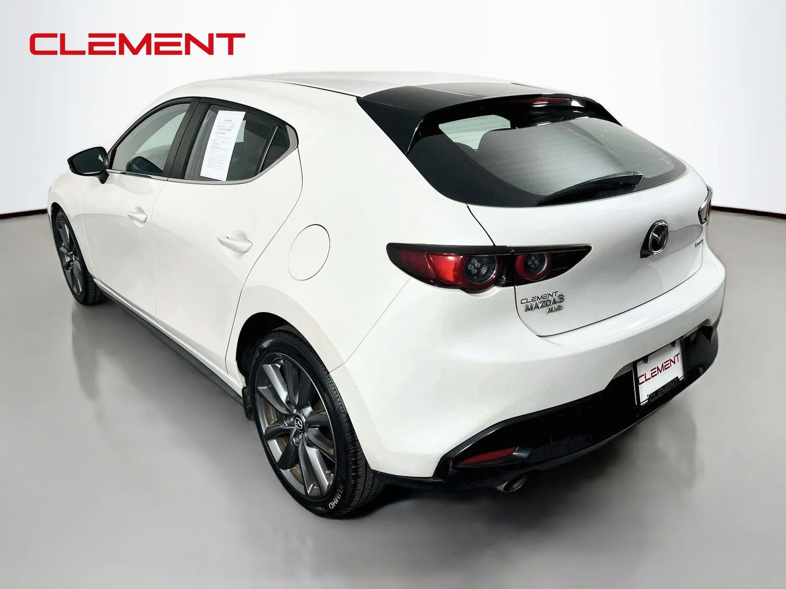 Used 2021 White Mazda Select image 9