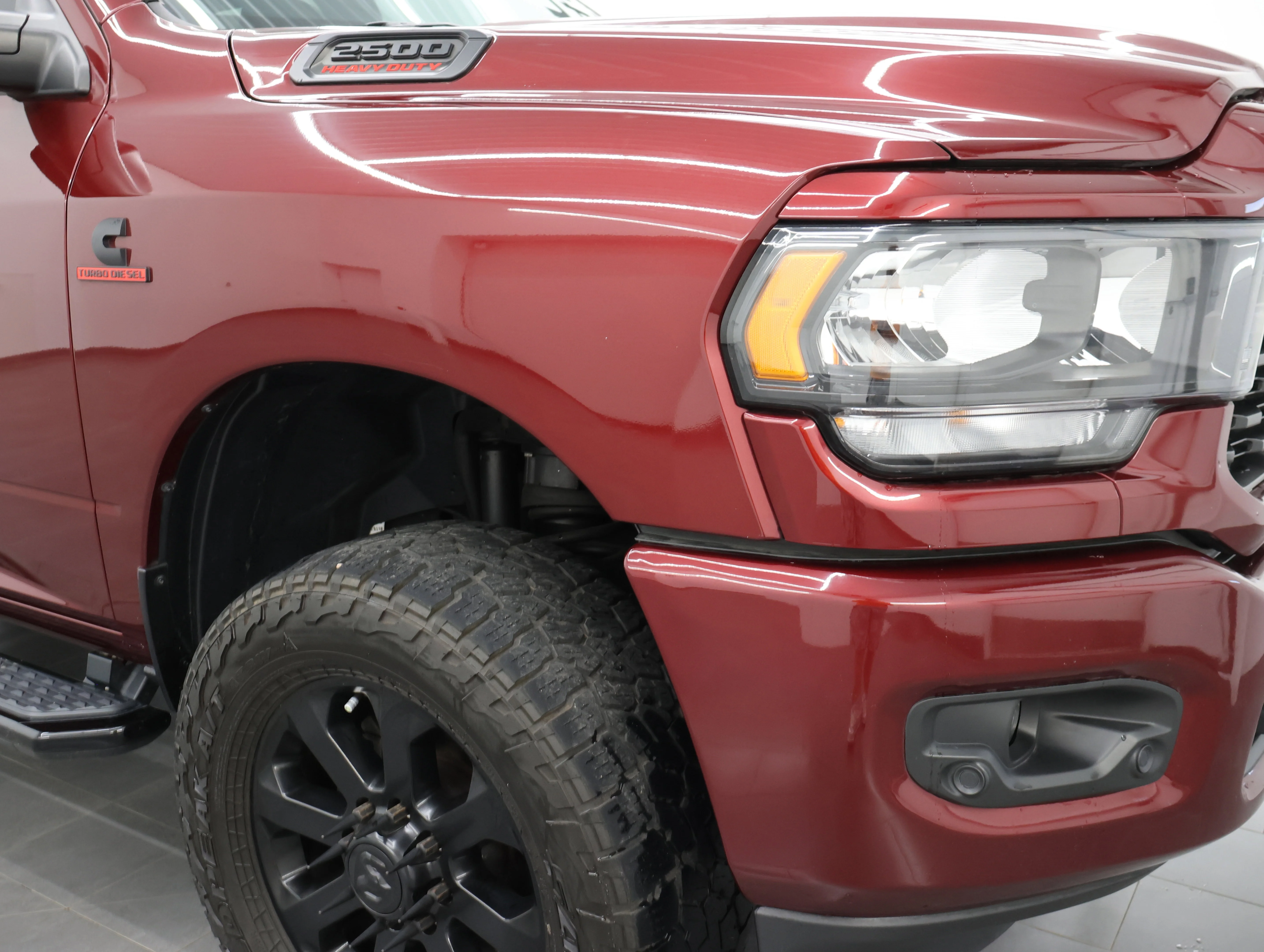 Used 2022 Delmonico Red Pearlcoat Ram Big Horn image 23