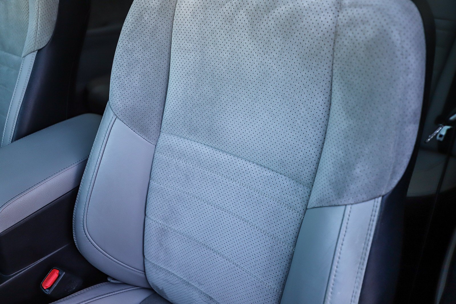 Certified Used 2017 Gray Toyota XSE V6 image 24