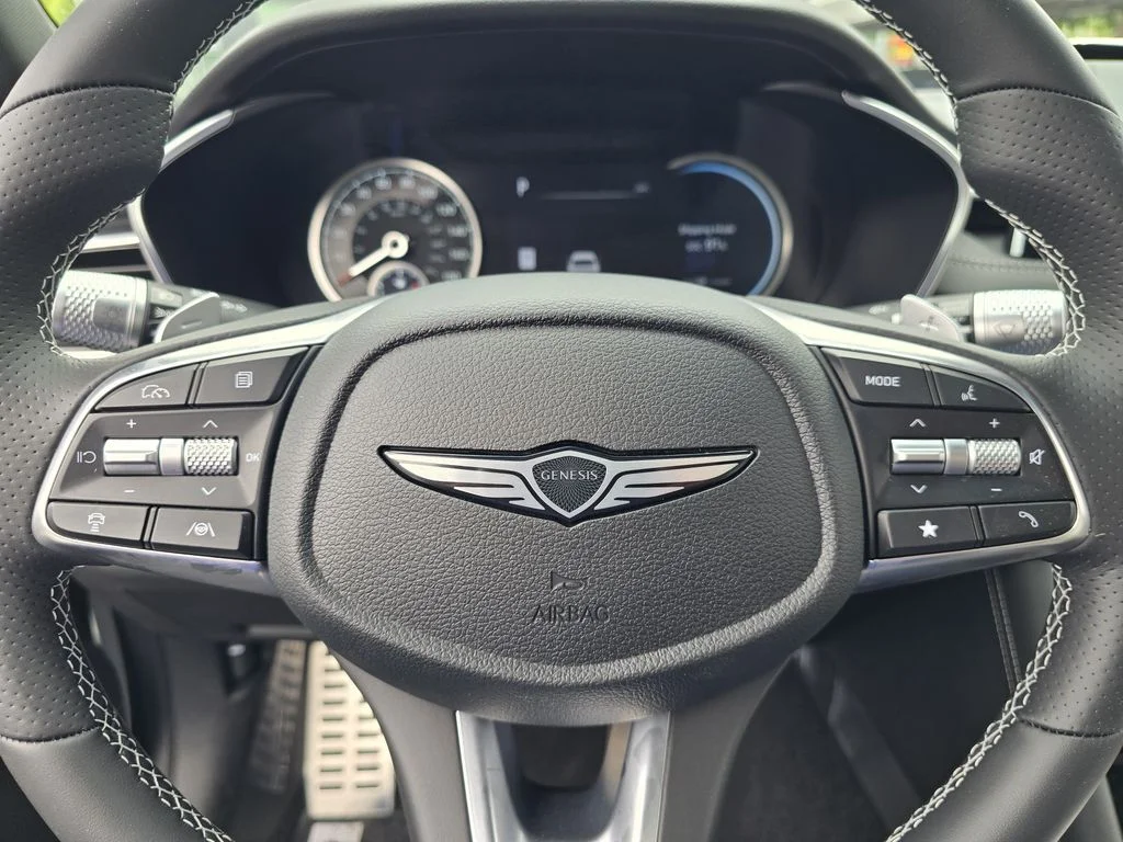 New 2026 Silver Genesis 3.3T Sport Prestige image 18