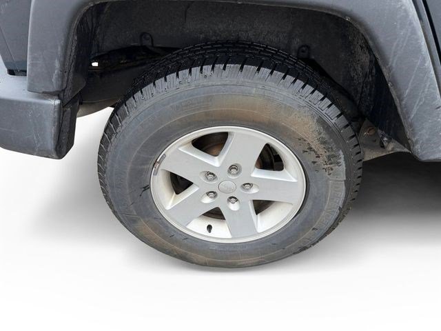 Used 2017 Rhino Clearcoat Jeep Sport image 15