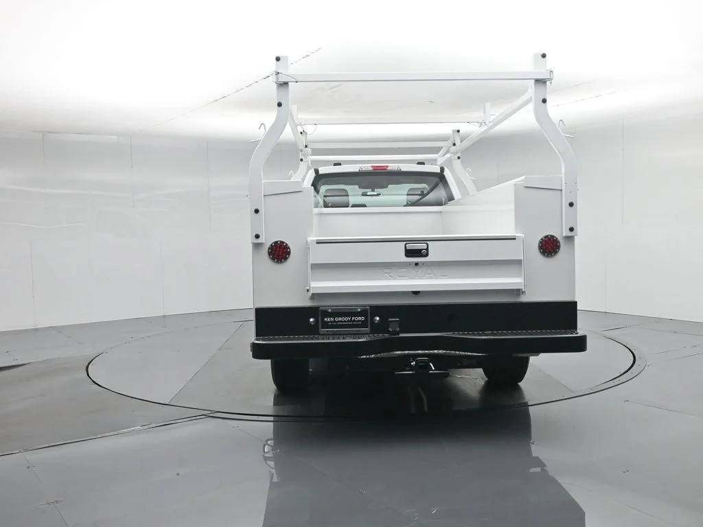 New 2026 Oxford White Ford XL image 30