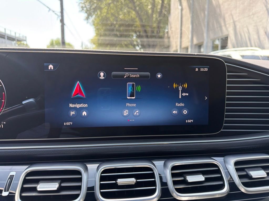 Certified Used 2025 Black Mercedes-Benz GLS 580 image 32