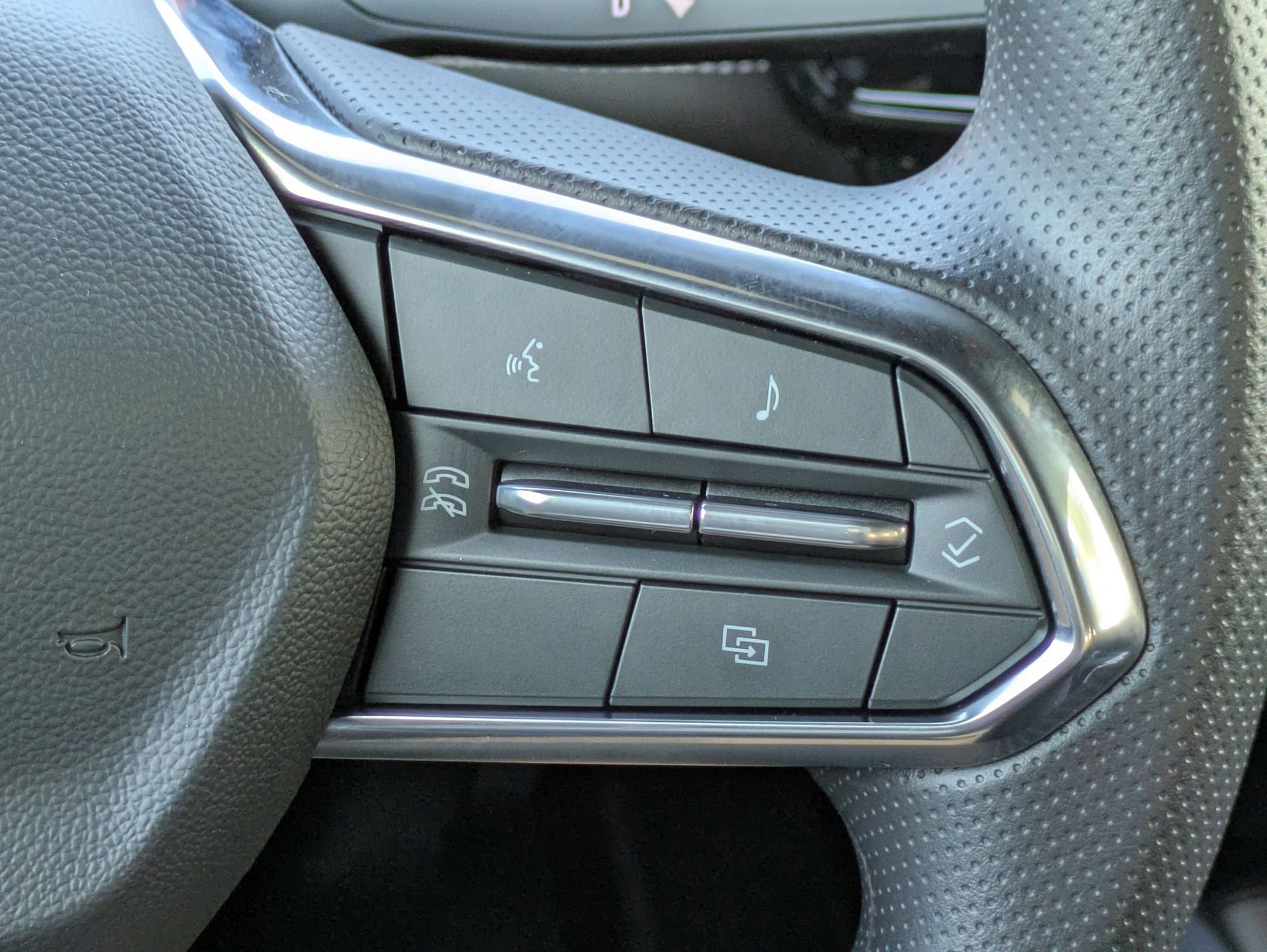 Used 2026 Sterling Gray Metallic Chevrolet LT image 24