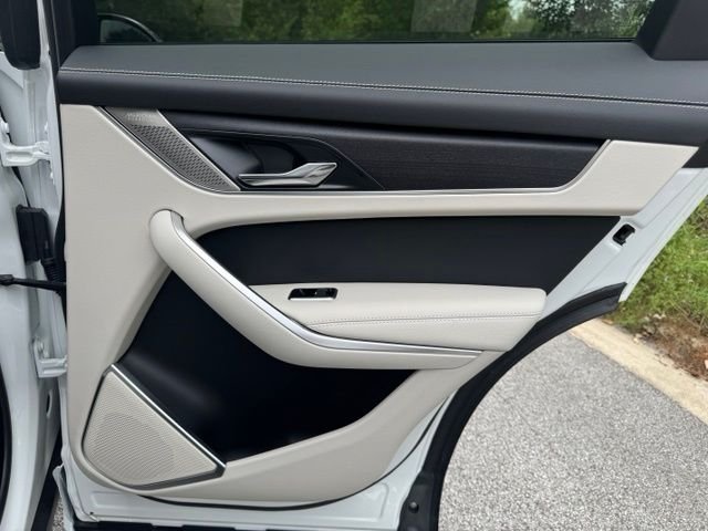 2026 Jaguar F-Pace R-Dynamic S - Photo 15