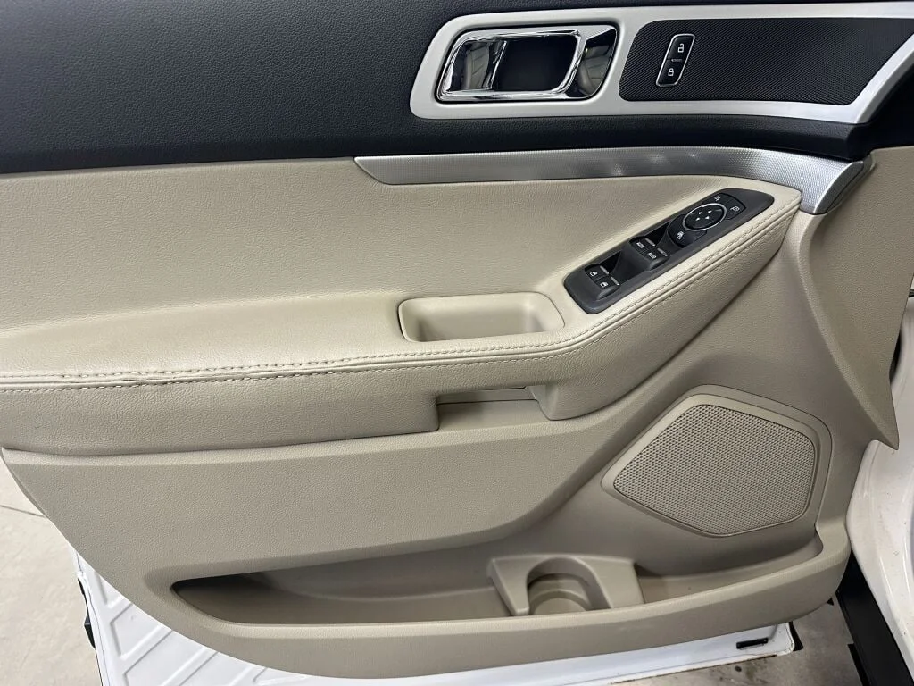 2014 Ford Explorer XLT - Photo 7