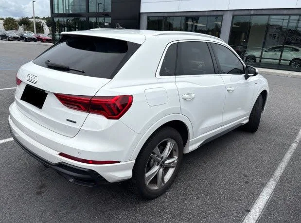 Used 2022 Ibis White Audi Premium image 8