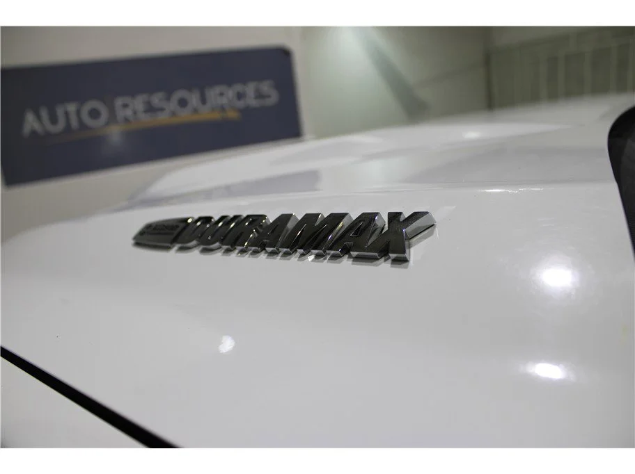 Used 2018 Summit White Chevrolet LTZ image 10