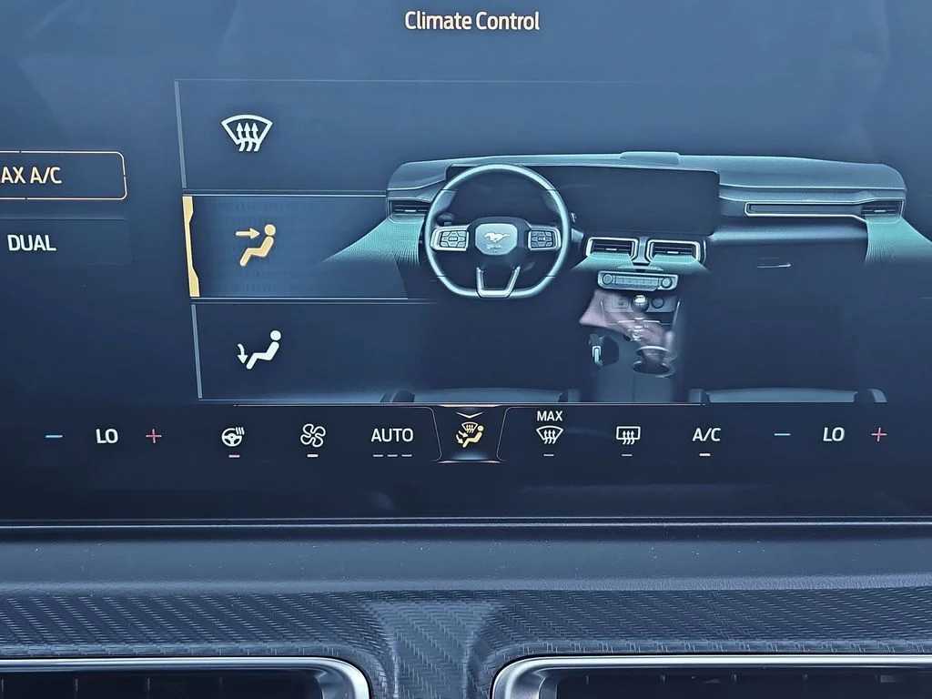 2025 Ford Mustang EcoBoost Premium Fastback - Photo 37