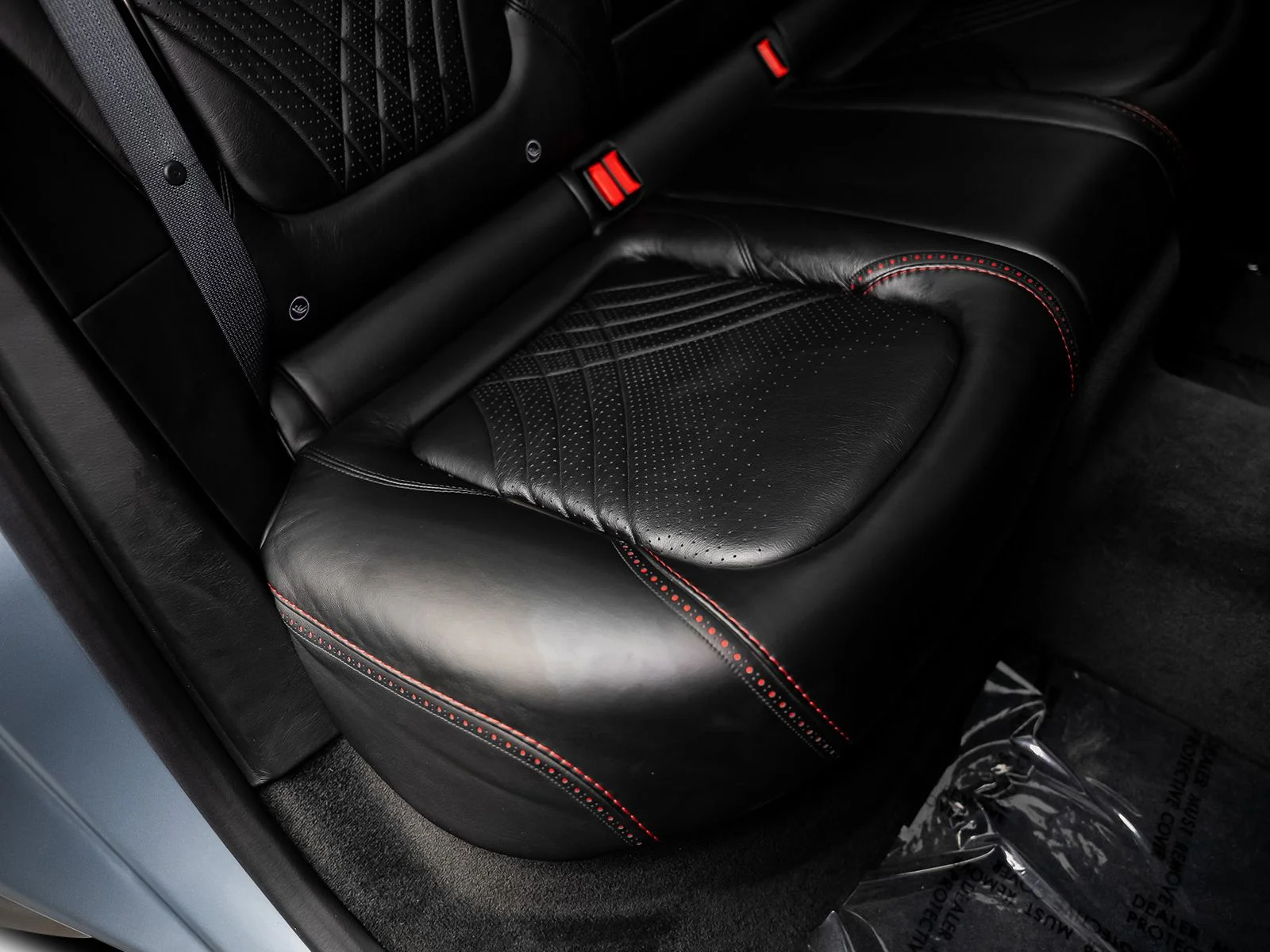 Used 2021 Blue Aston Martin Base image 37