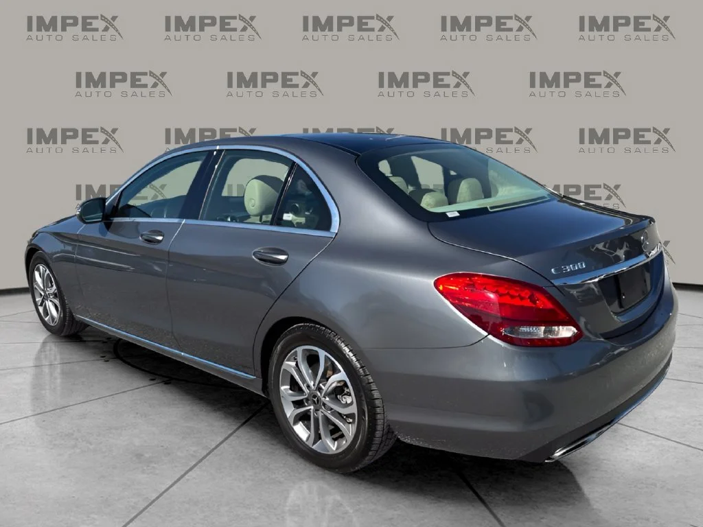 Used 2018 Beige Mercedes-Benz C 300 image 3