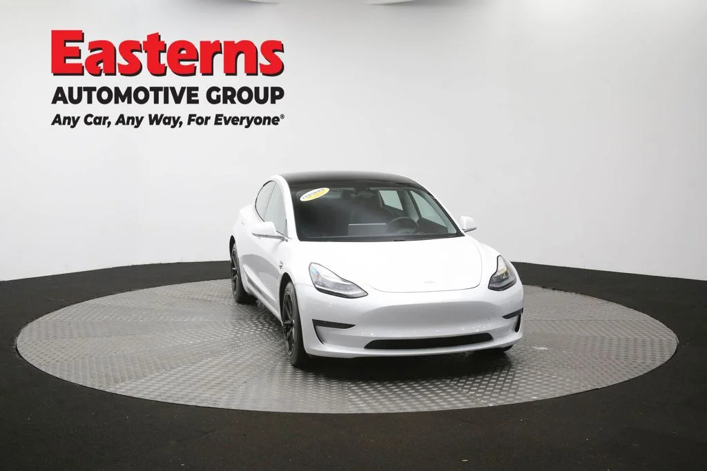 Used 2019 White Tesla Standard Range Plus image 47