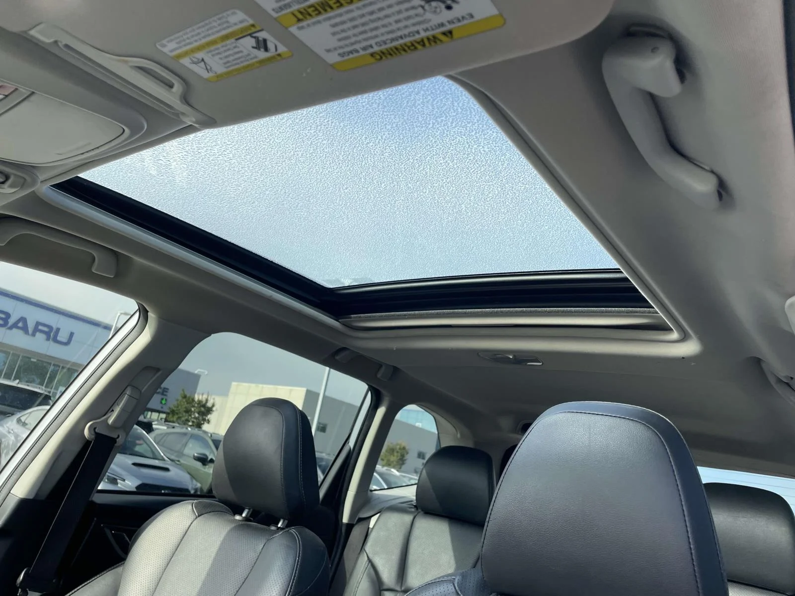 Used 2020 Ice Silver Metallic Subaru Limited image 9