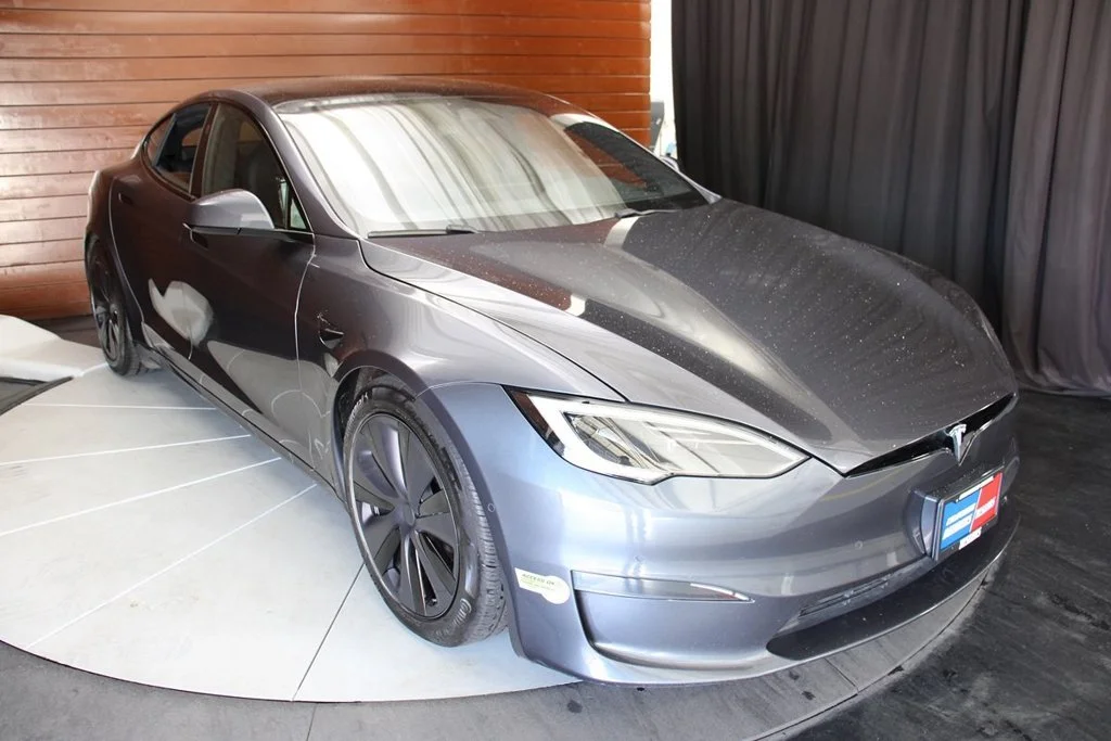 Used 2023 Solid Black Tesla Base image 18