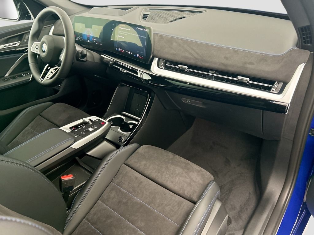 New 2026 Blue Metallic BMW xDrive28i image 16
