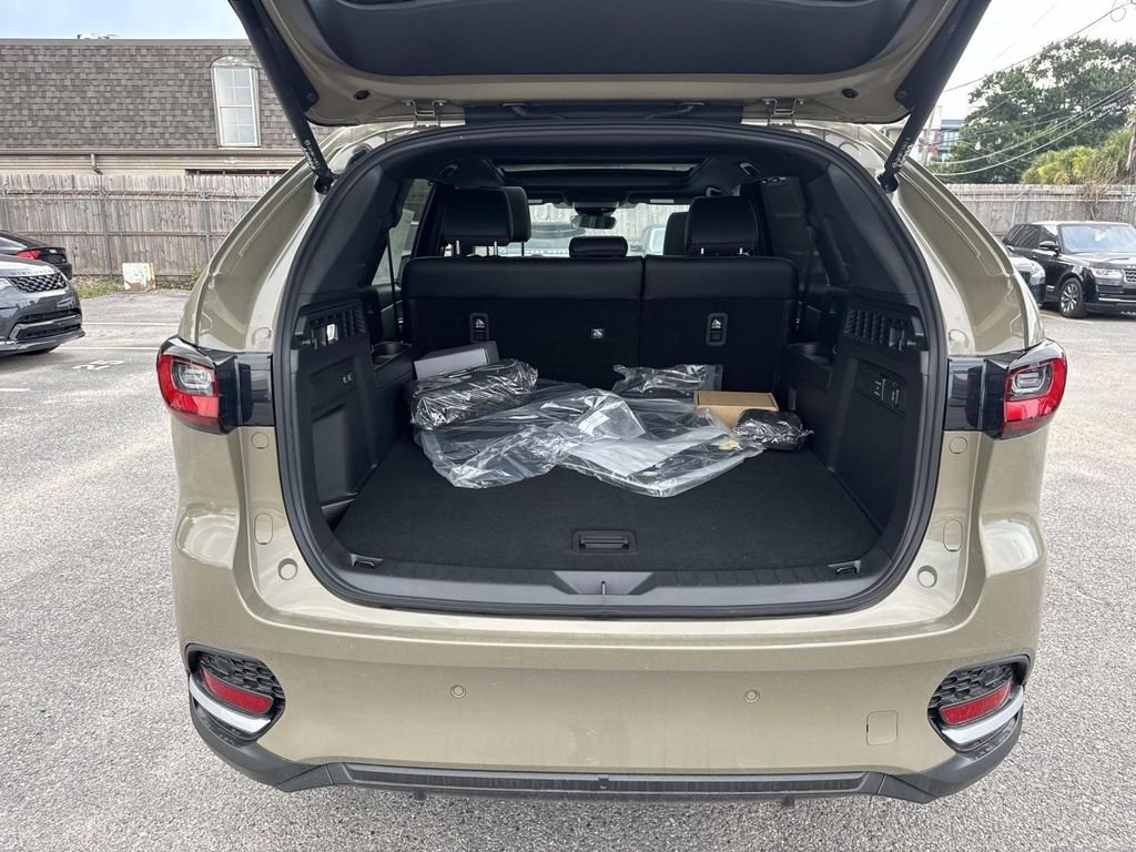 New 2026 Zircon Sand Metallic Mazda 3.3 Turbo Premium Plus AWD image 7
