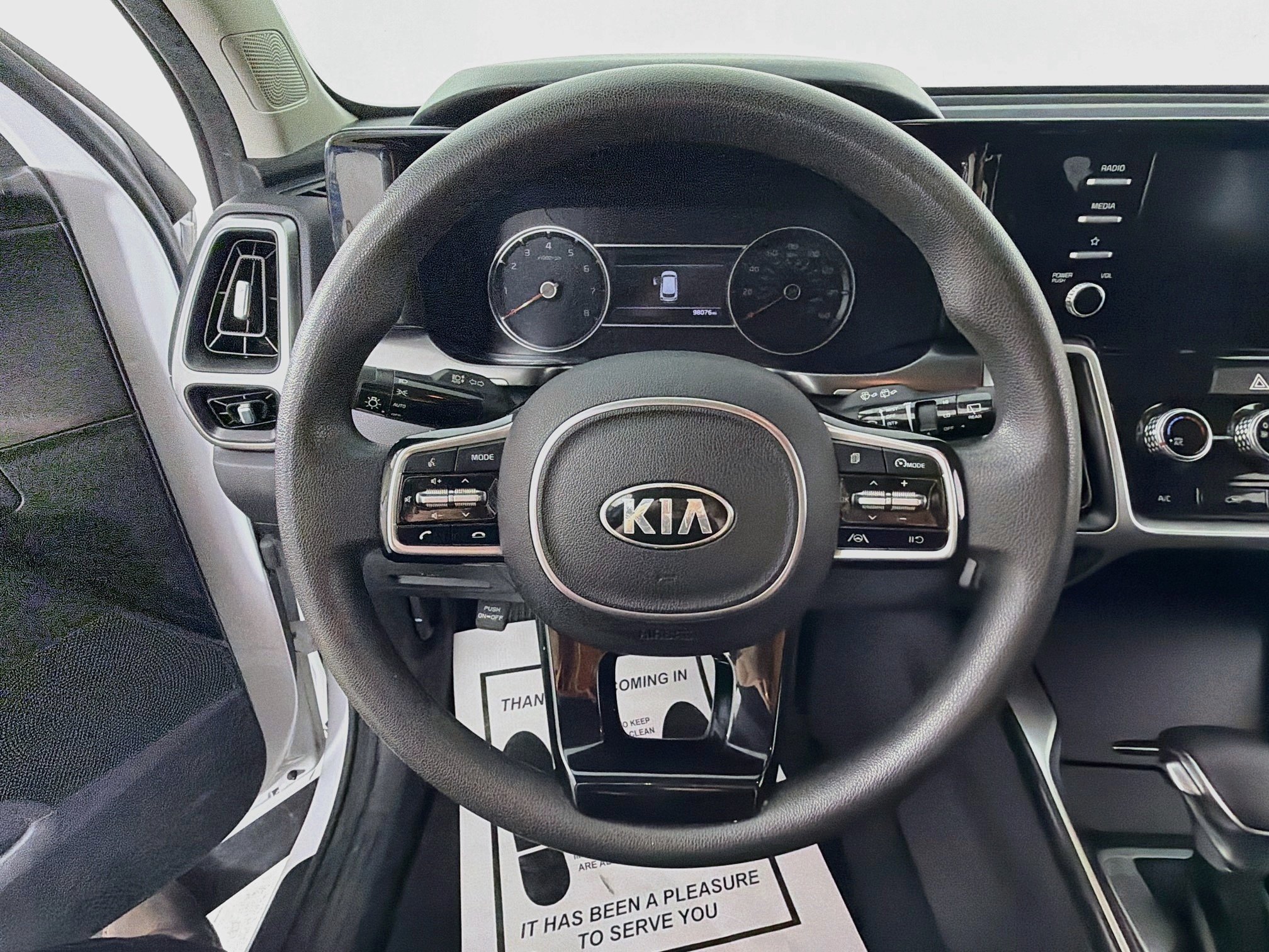 2021 Kia Sorento LX - Photo 11