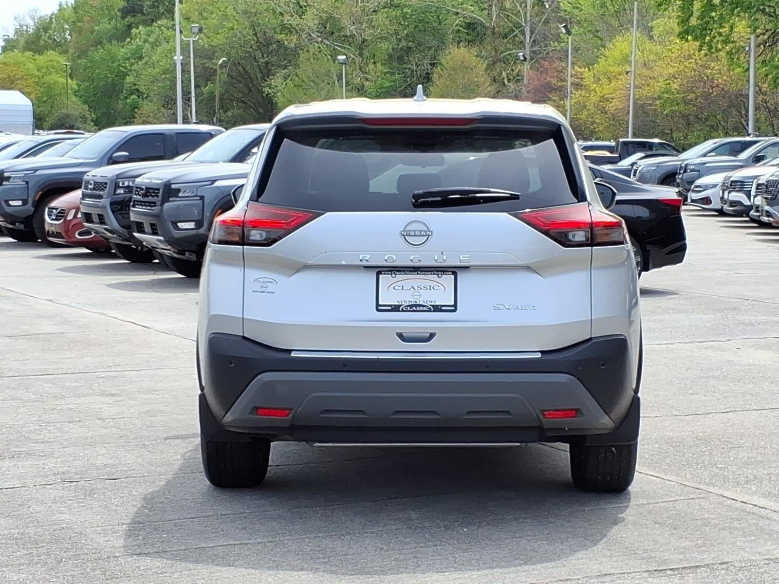 Used 2023 Brilliant Silver Metallic Nissan SV image 8