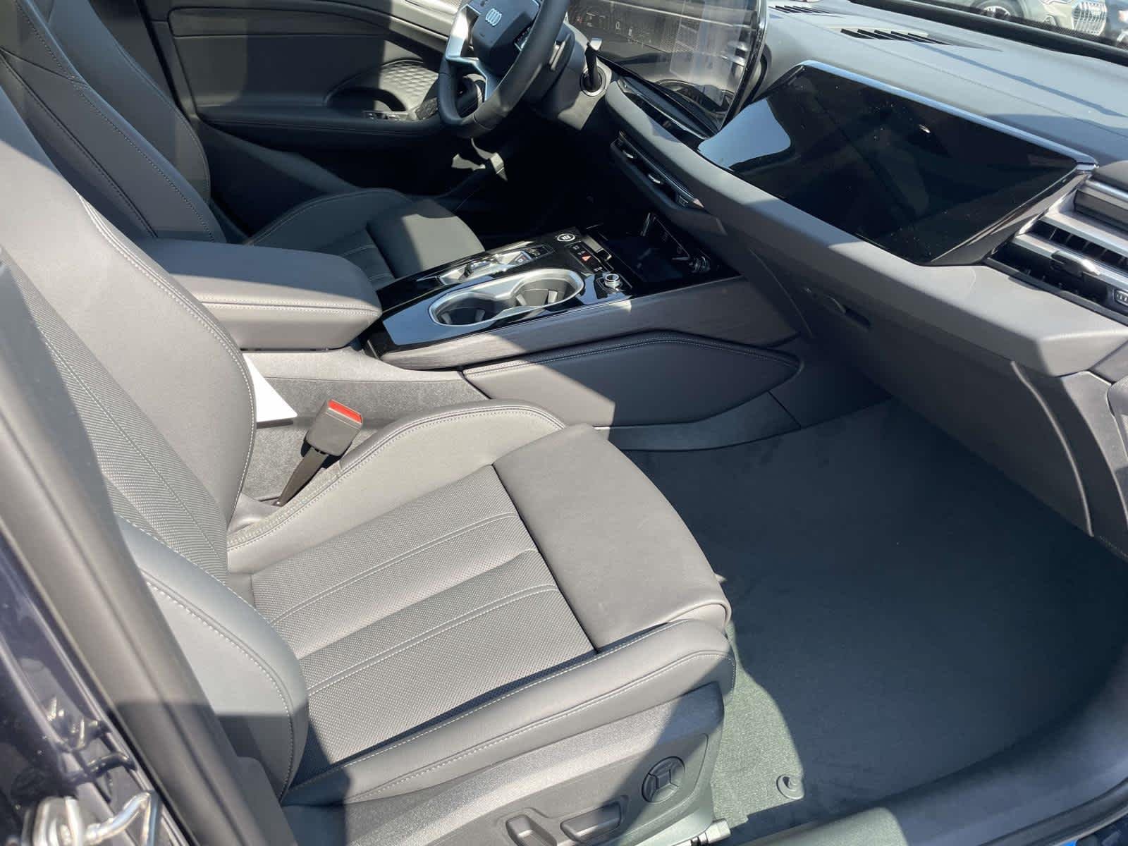 New 2026 5UA2/Blue Audi Premium Plus image 21