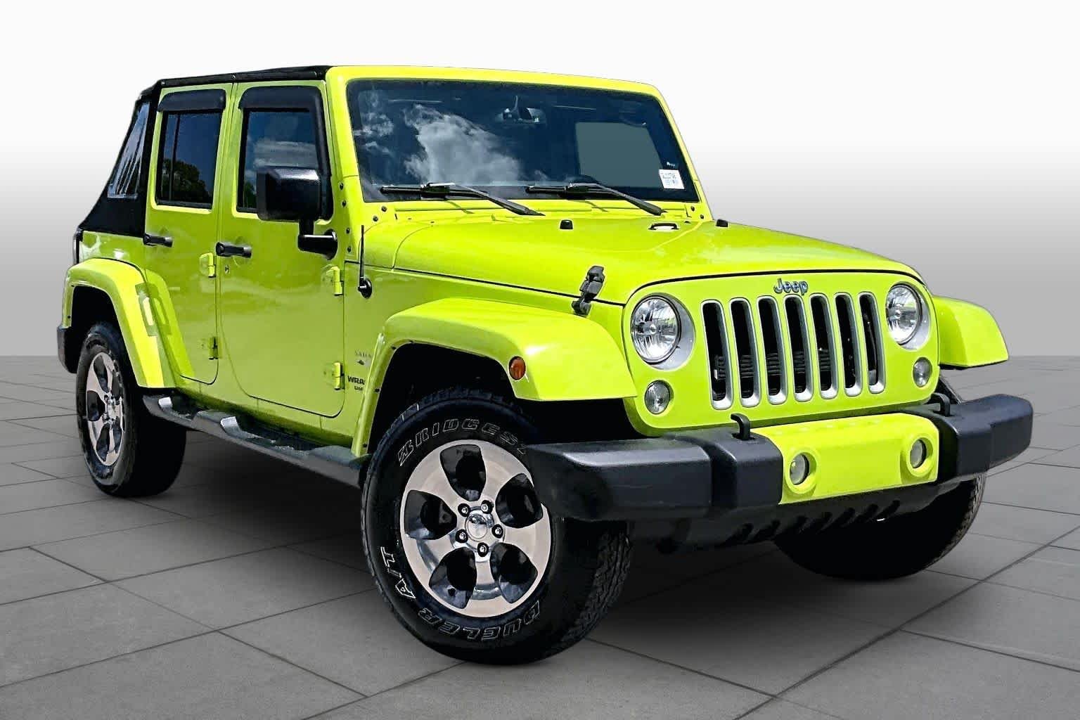 Used 2016 Hypergreen Clearcoat Jeep Sahara image 3
