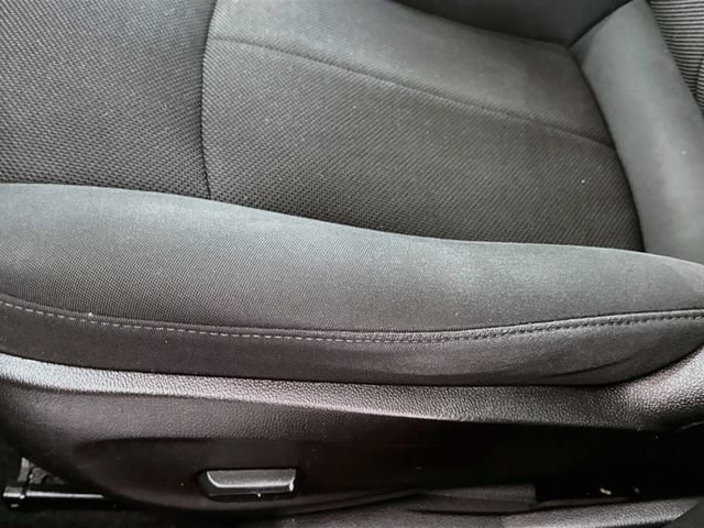Used 2011 BLACK GRANITE METALLIC Chevrolet LT w/1LT image 18