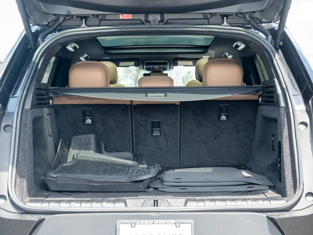 Certified Used 2024 Black Land Rover SE image 35