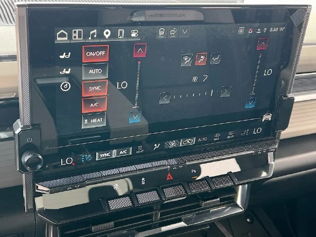 2026 GMC HUMMER EV 2X - Photo 11