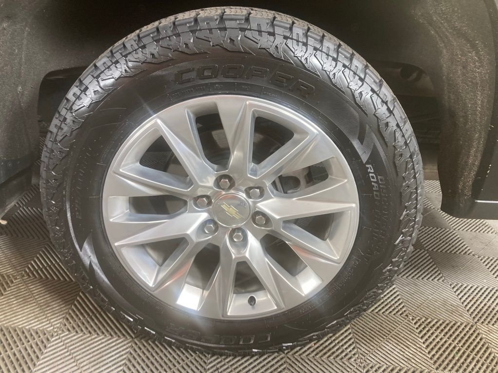 Used 2019 Black Chevrolet LTZ image 22