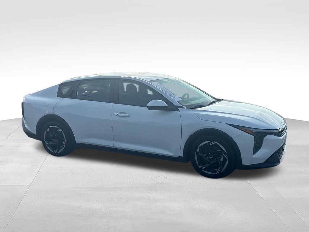 Used 2025 White Kia EX image 8