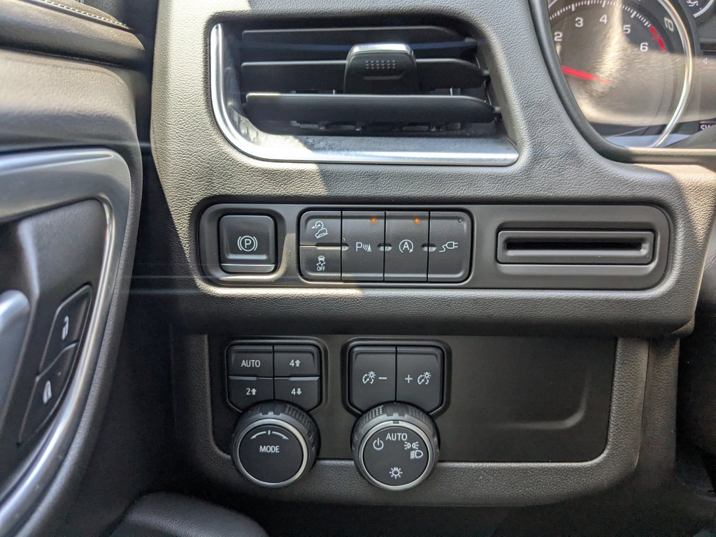 Used 2021 Shadow Gray Metallic Chevrolet Z71 image 22