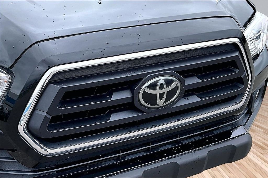 Used 2021 Black Toyota SR5 image 26