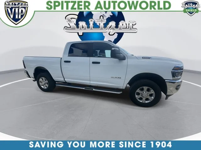 Used 2025 White Ram Big Horn image 10