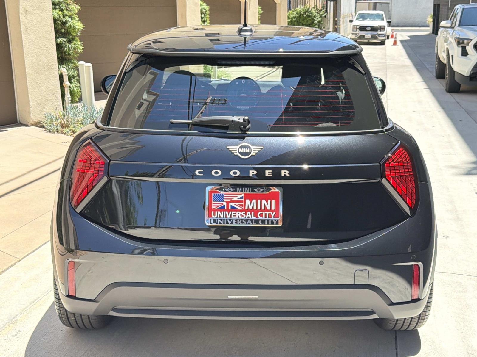 New 2026 0C4R Midnight Black II Metallic MINI Signature Plus image 5
