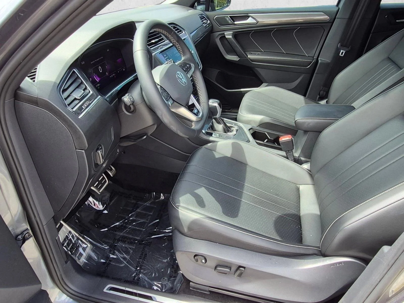 Used 2023 Platinum Gray Metallic Volkswagen SE R-Line Black image 16