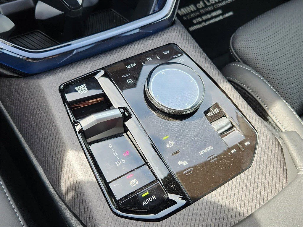2026 BMW X3 30 - Photo 18