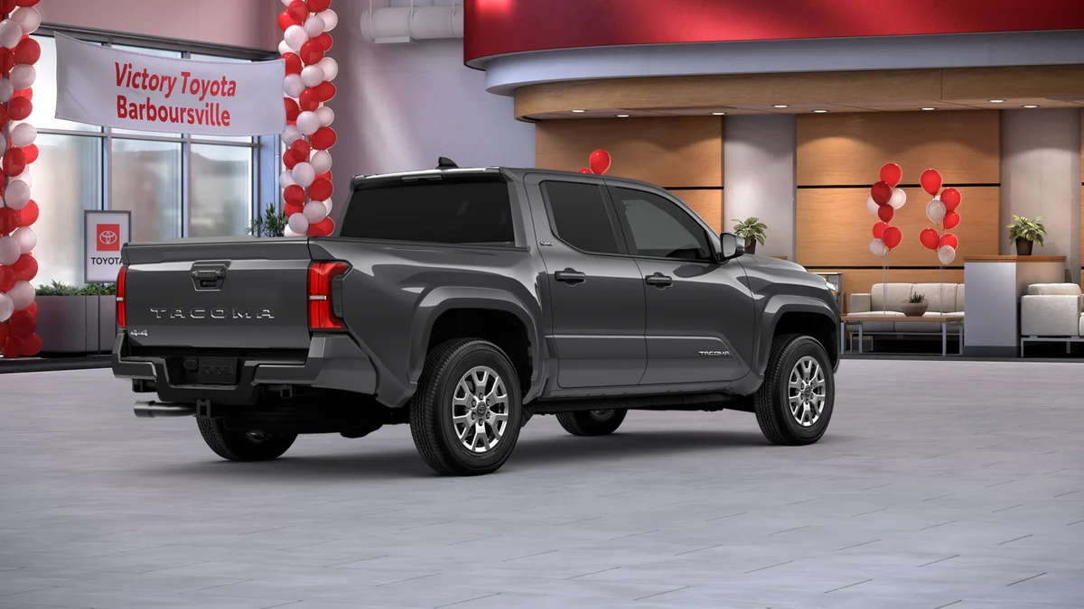 Certified Used 2025  Toyota SR5 image 33