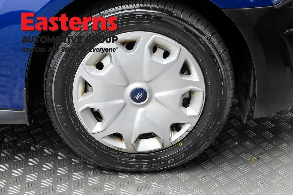 Used 2017 Blue Ford XL image 27