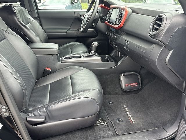 Used 2020 Black Toyota TRD Off-Road image 11
