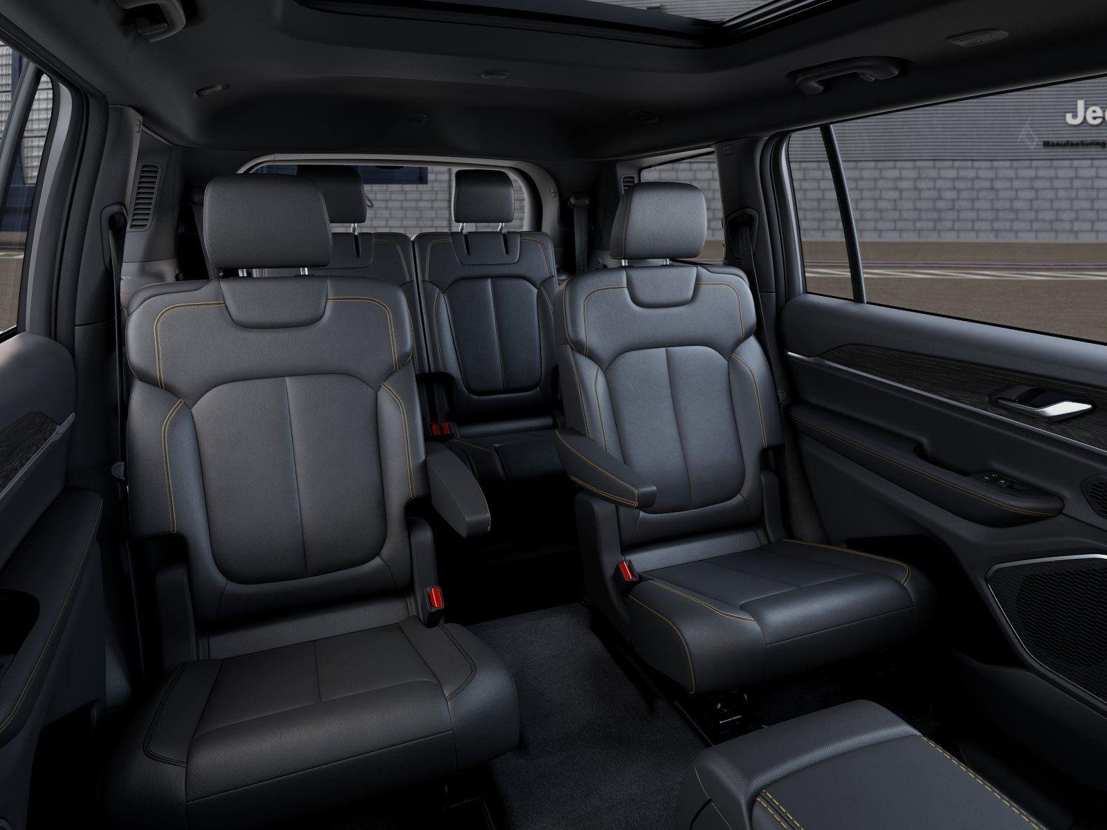 New 2026 Diamond Black Crystal Pearl-Coat Exterior Paint Jeep GRAND CHEROKEE L 85TH ANNIVERS image 15