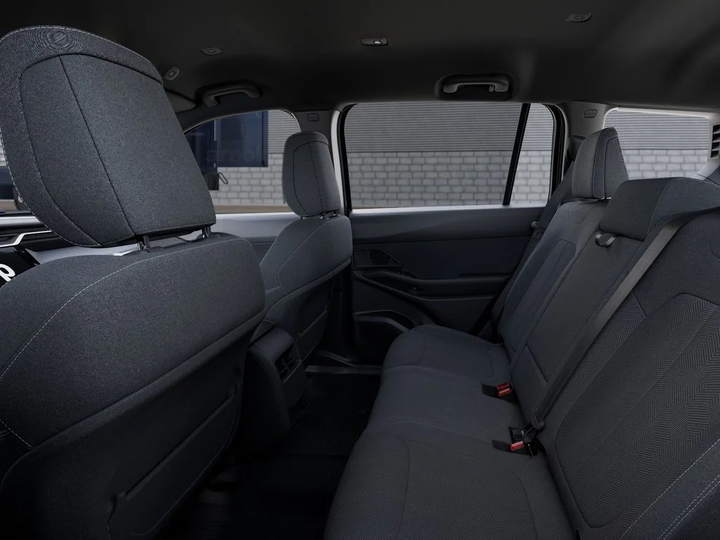 New 2026 Diamond Black Crystal Pearl-Coat Exterior Paint Jeep Laredo image 24