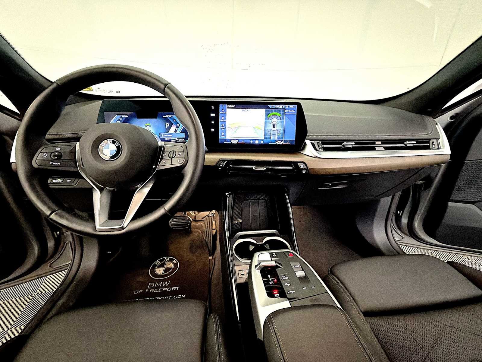 2024 BMW X1 28i - Photo 15