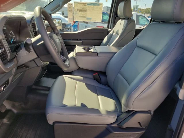 New 2026 Oxford White Ford XL image 17