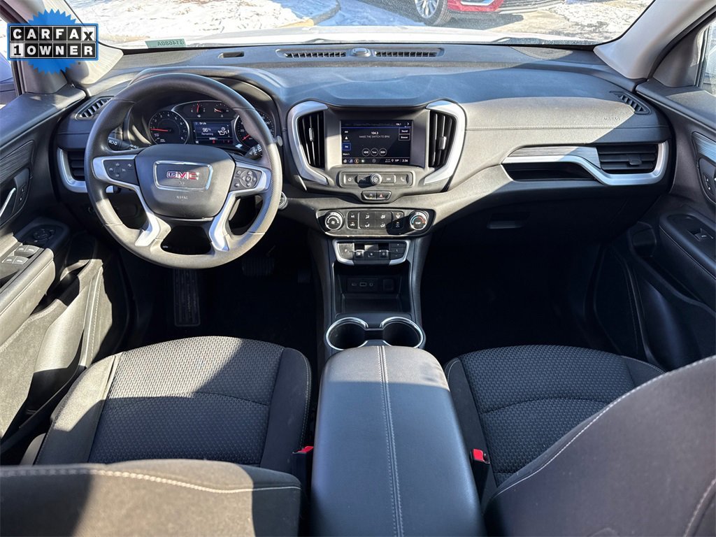 2023 GMC TERRAIN - Image 25