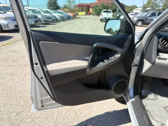 Used 2010 Silver Toyota Base image 16